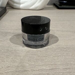 INGLOT Black Eyeshadow